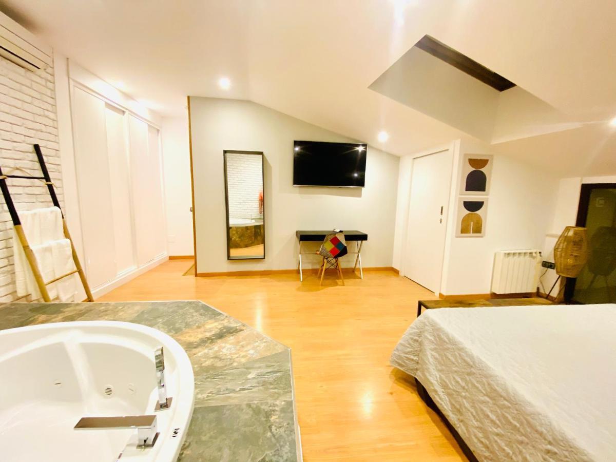 Suite Sorpresa Vut La Taberna Arenas de San Pedro Ngoại thất bức ảnh